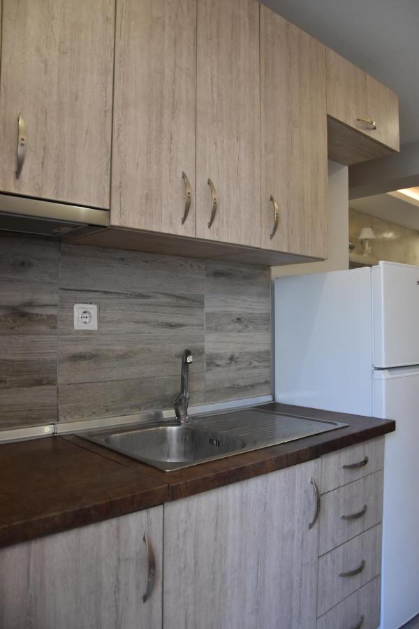 Brezza Marina House Apartman Áfitosz Kültér fotó